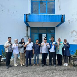 Pemeriksaan Tes Urin  Terhadap sopir angkutan umum dan ojek motor online di terminal Tanjung pandan